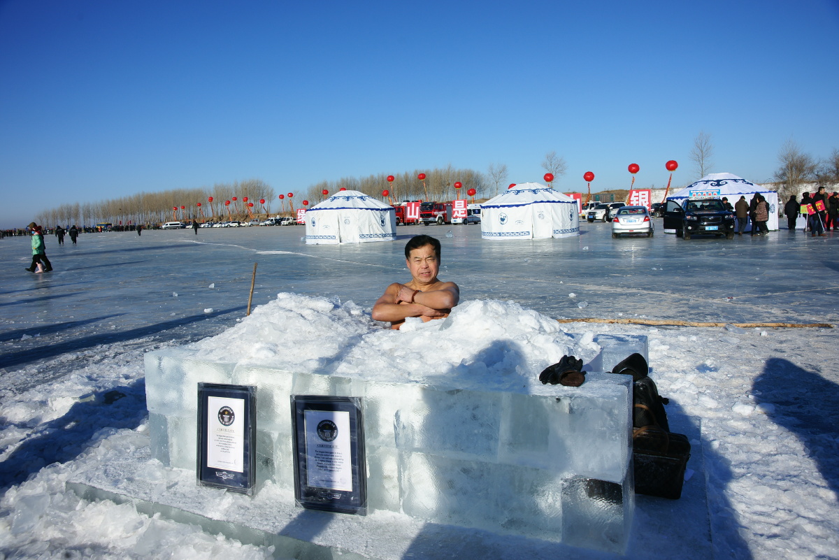 鲁山泡温泉滑雪,多个滑雪场地及温泉度假村今天开放滑雪