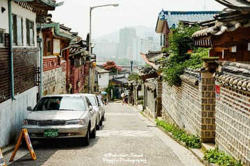 Bukchon signed