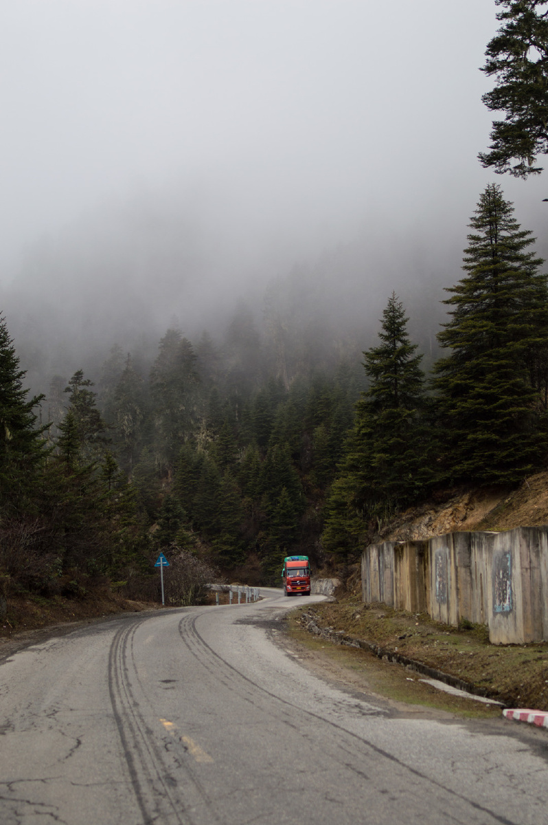 国道318色季拉山