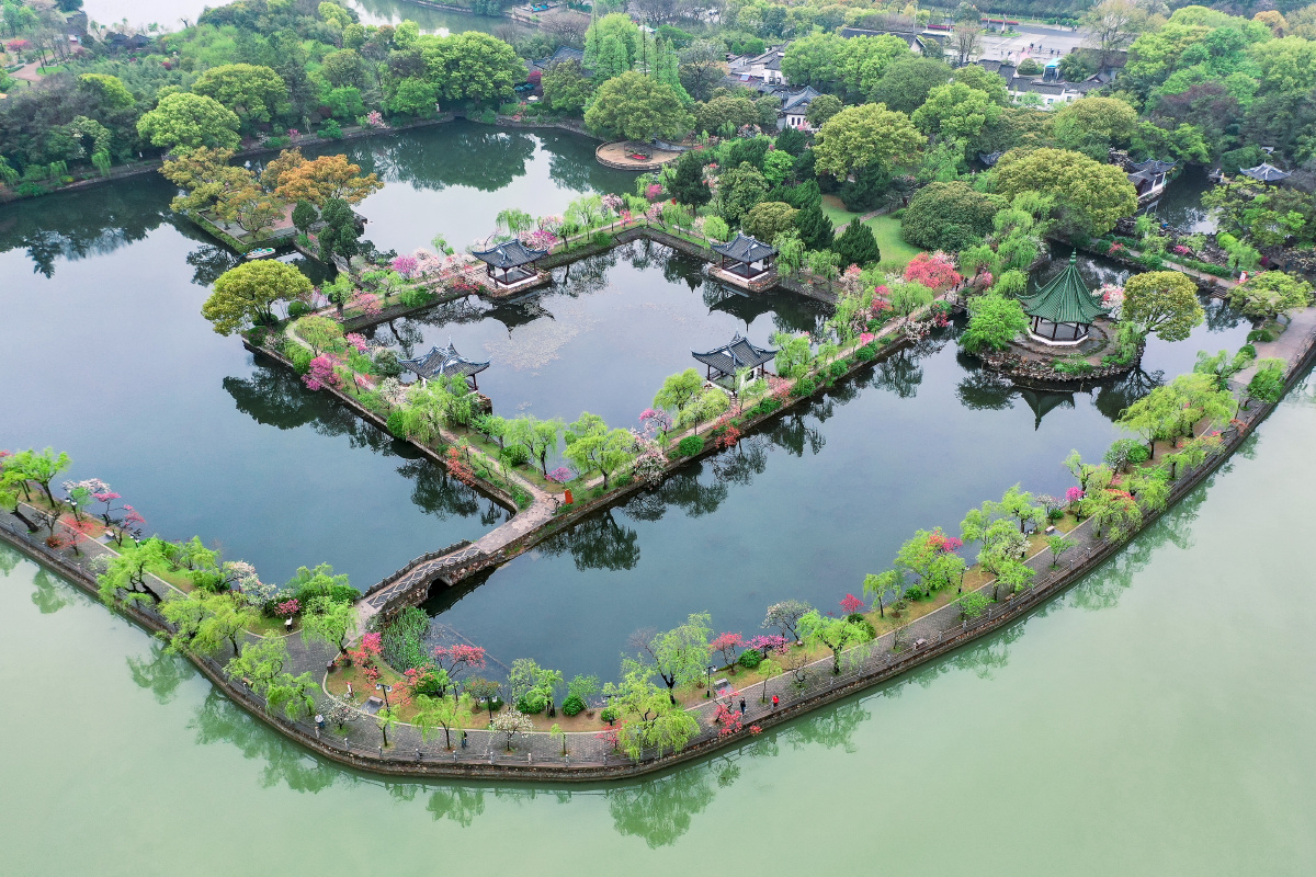 桃红柳绿的无锡蠡园 - 无锡廊桥 - 图虫