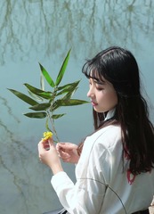 001