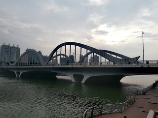 315361