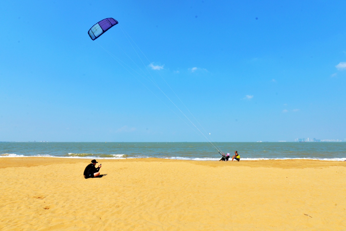 海南海口假日海滩
