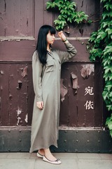 宛依-1