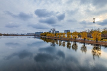 20128