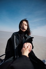 001
