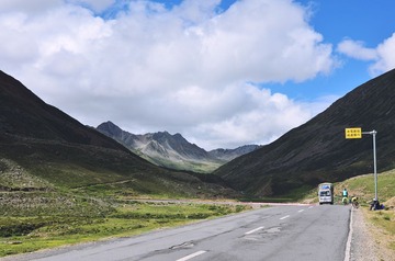 Z02_0989+