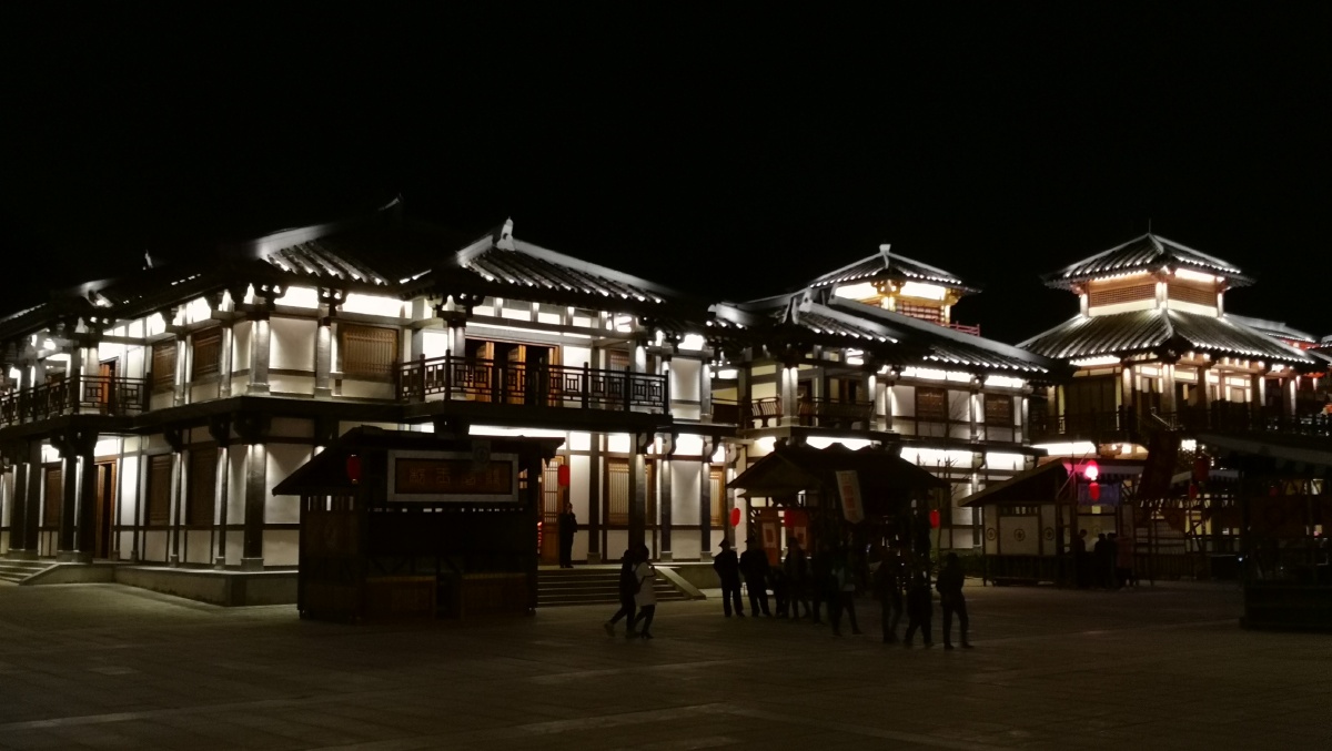 贵州都匀汉唐影视文化园之夜手机随拍
