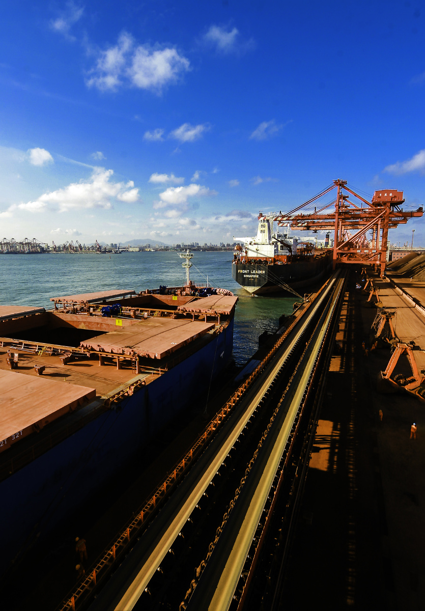 日照港矿石码头 - 大光圈595 - 图虫