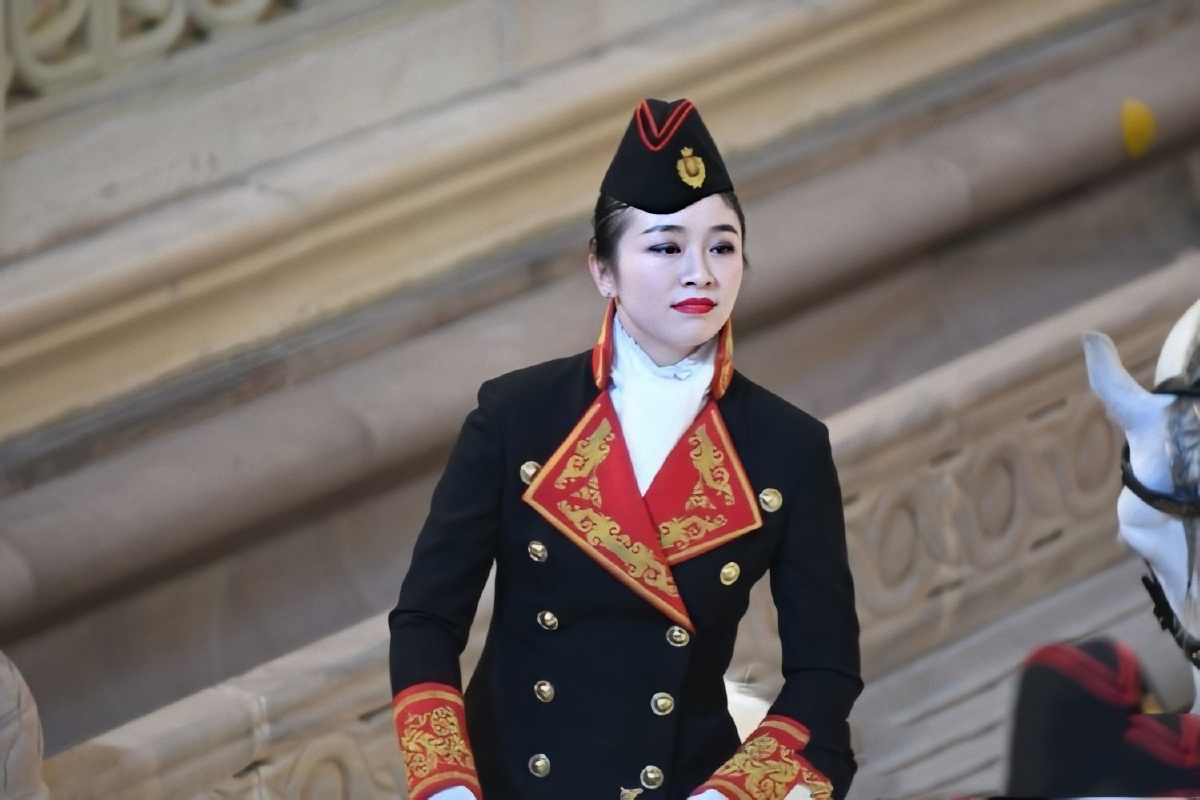海澜集团女子马术队
