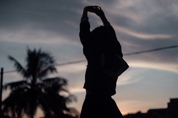 001