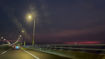 89E696C9-3116-479F-AF32-505CDEC8729F/L0/001