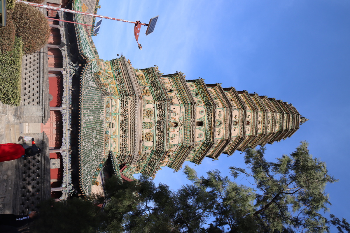 细拍飞虹塔霍泉