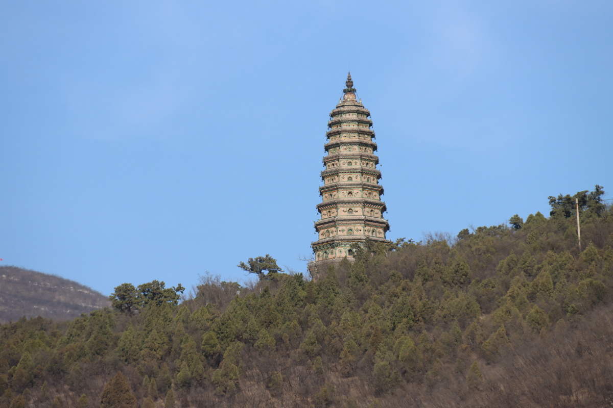 细拍飞虹塔霍泉