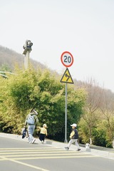 505759