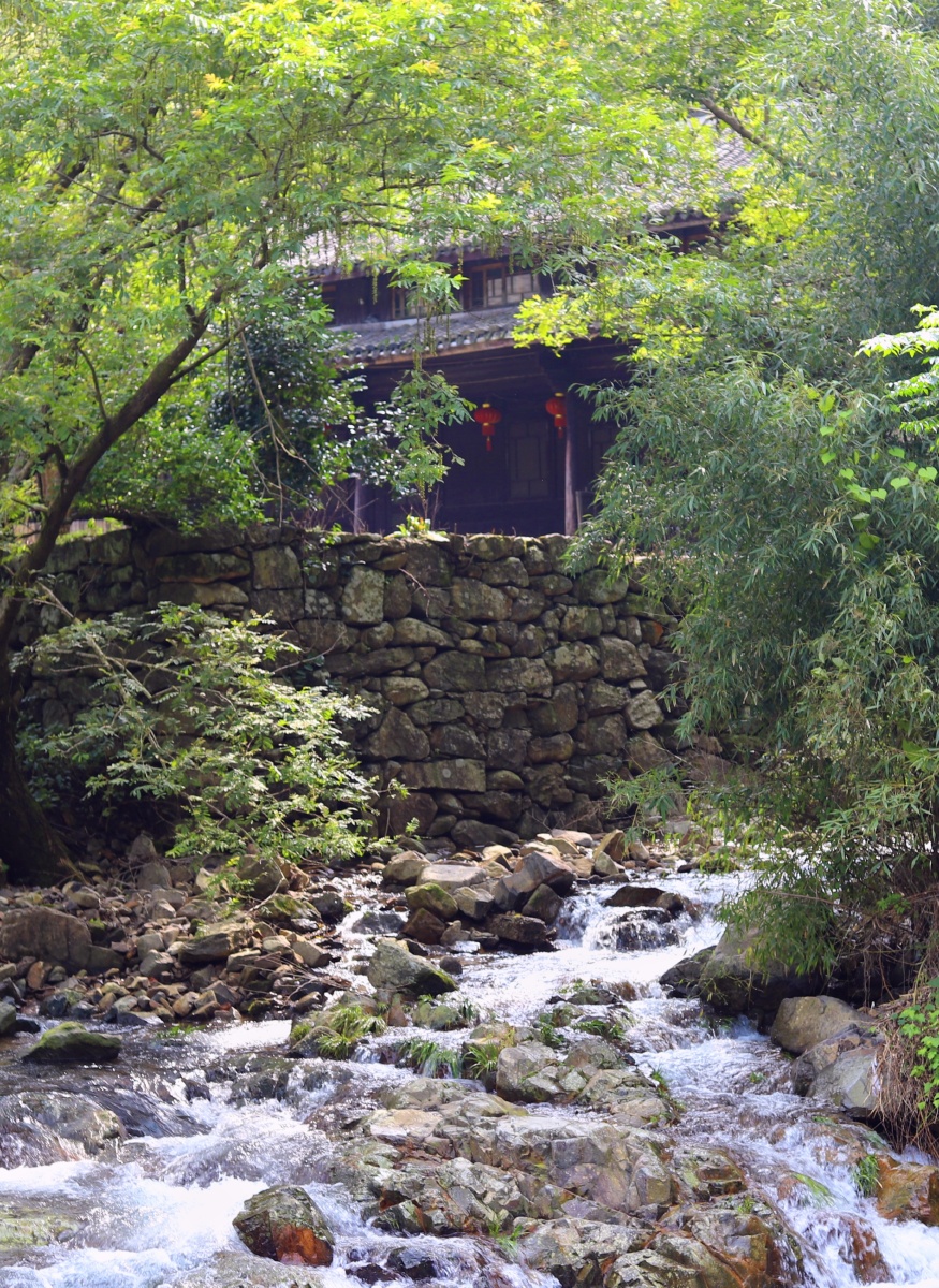 家乡门前的小溪