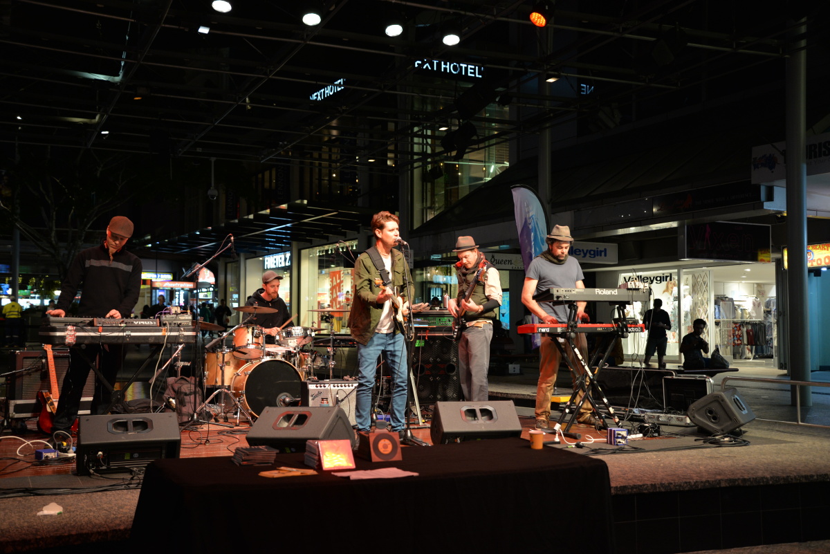 街头乐队-布里斯班