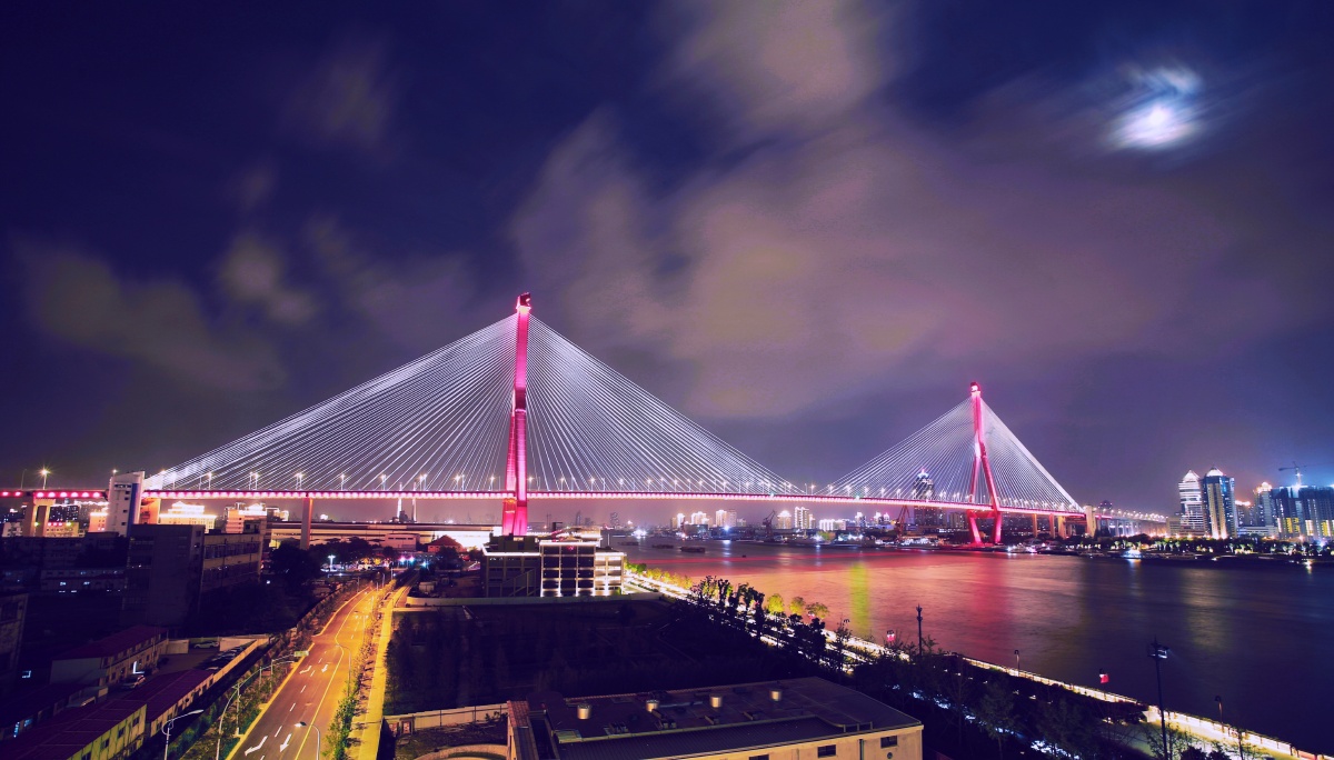 风起云涌之上海杨浦大桥夜景