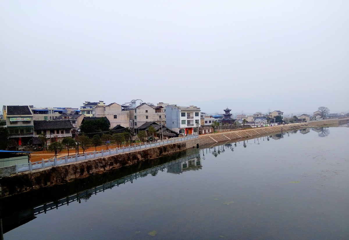 河边人家…… - 麦克奥迪 - 图虫网 - 最好的摄影师都在这