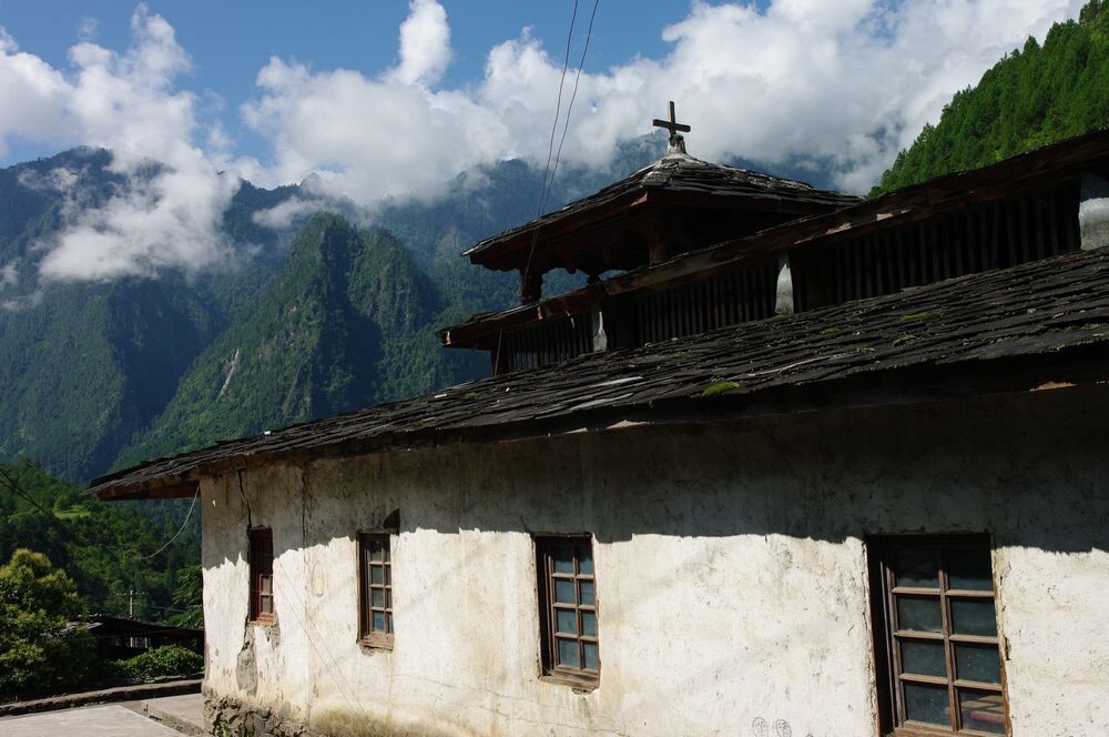 山村教堂 1<br />
云南怒江山村基督教堂