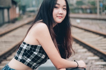 001
