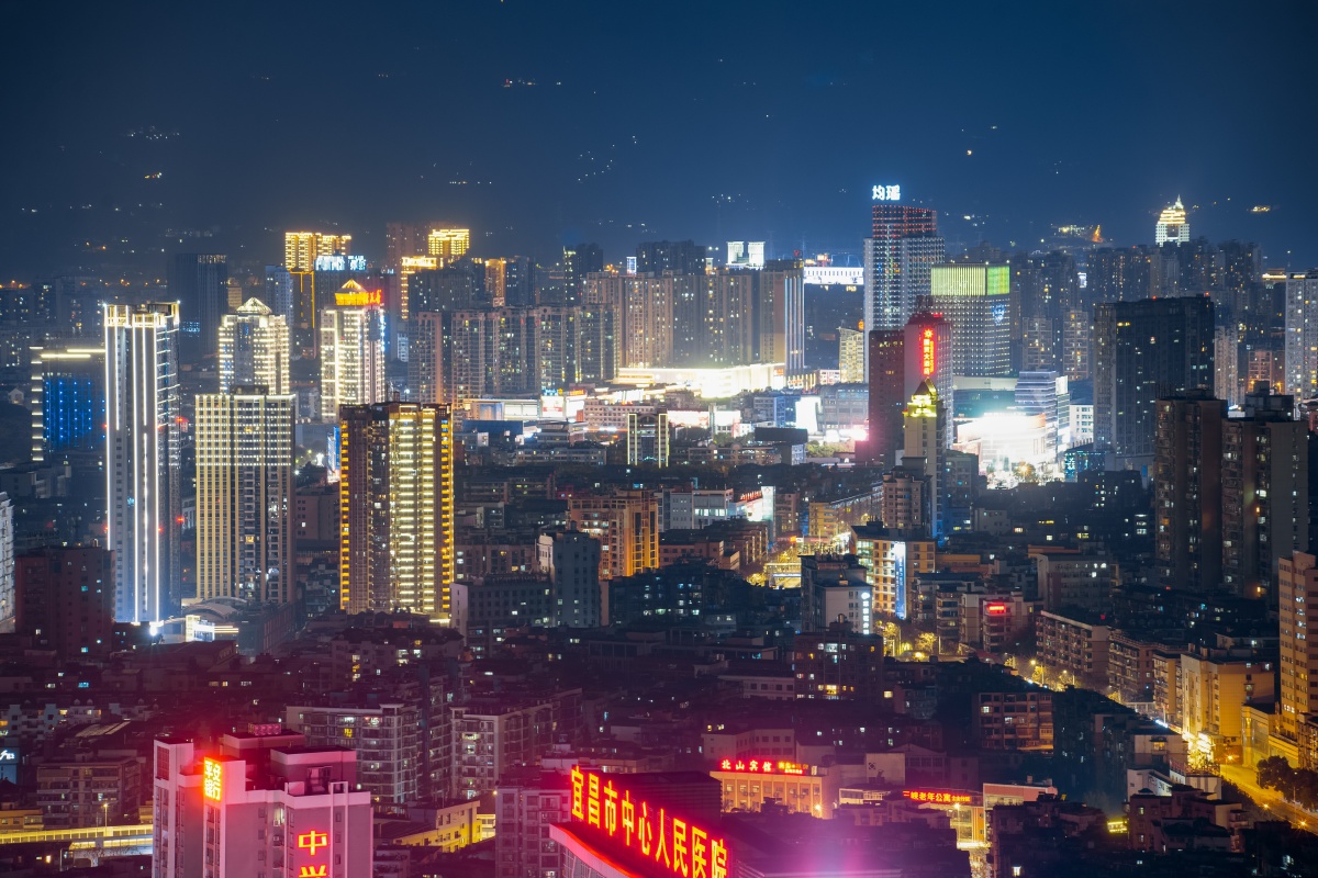 宜昌国际广场44层210米的高空看这座城市