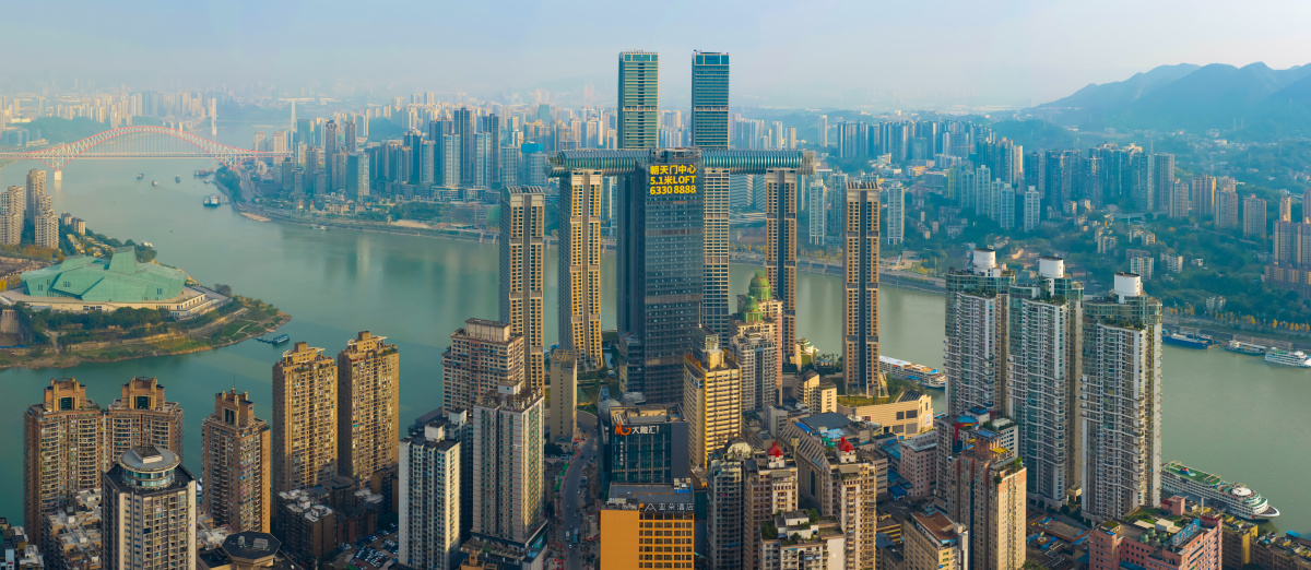 朝天门全景8张竖拍接片