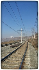 907916