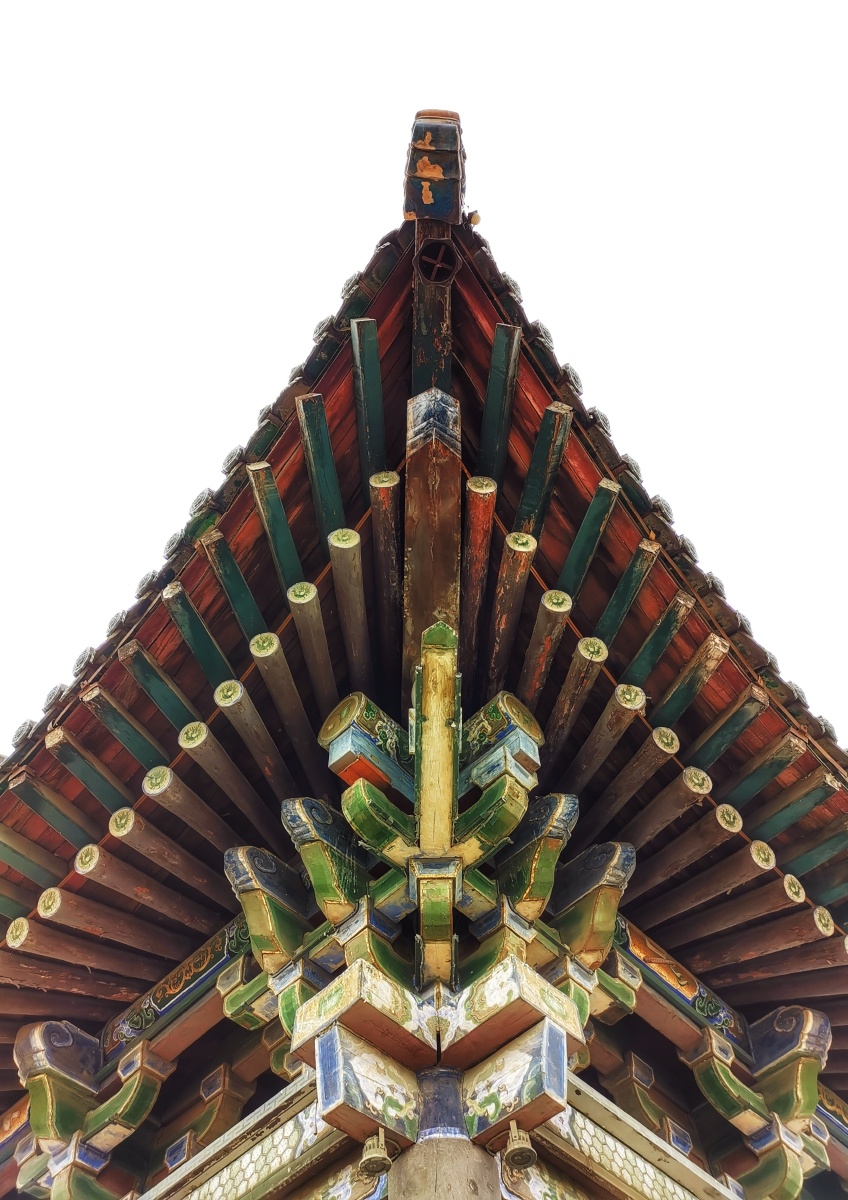 是中国古代汉族建筑特有的一种结构.它起着承上启下,传递荷载的作用.