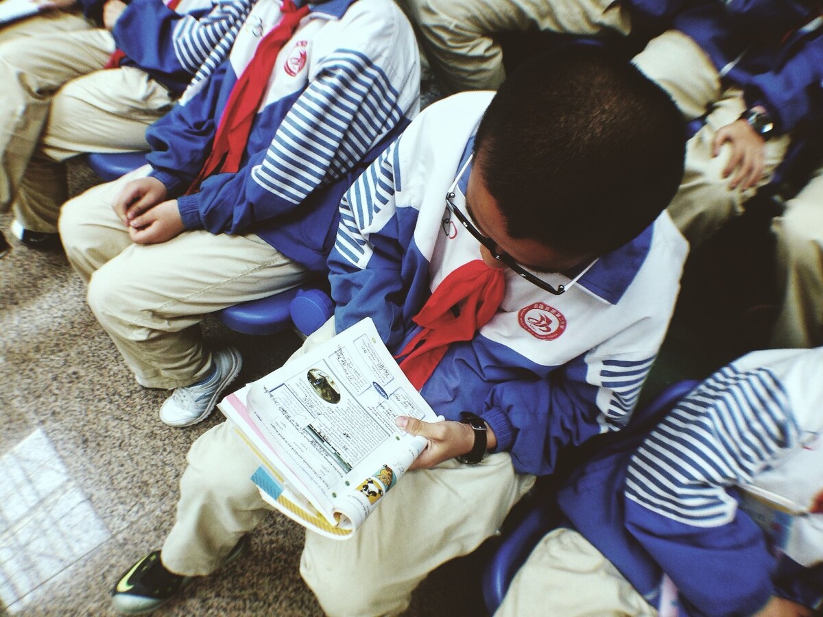 当然,这样的学校从不缺少学霸,这种精神也是学校经久不衰的传承。
