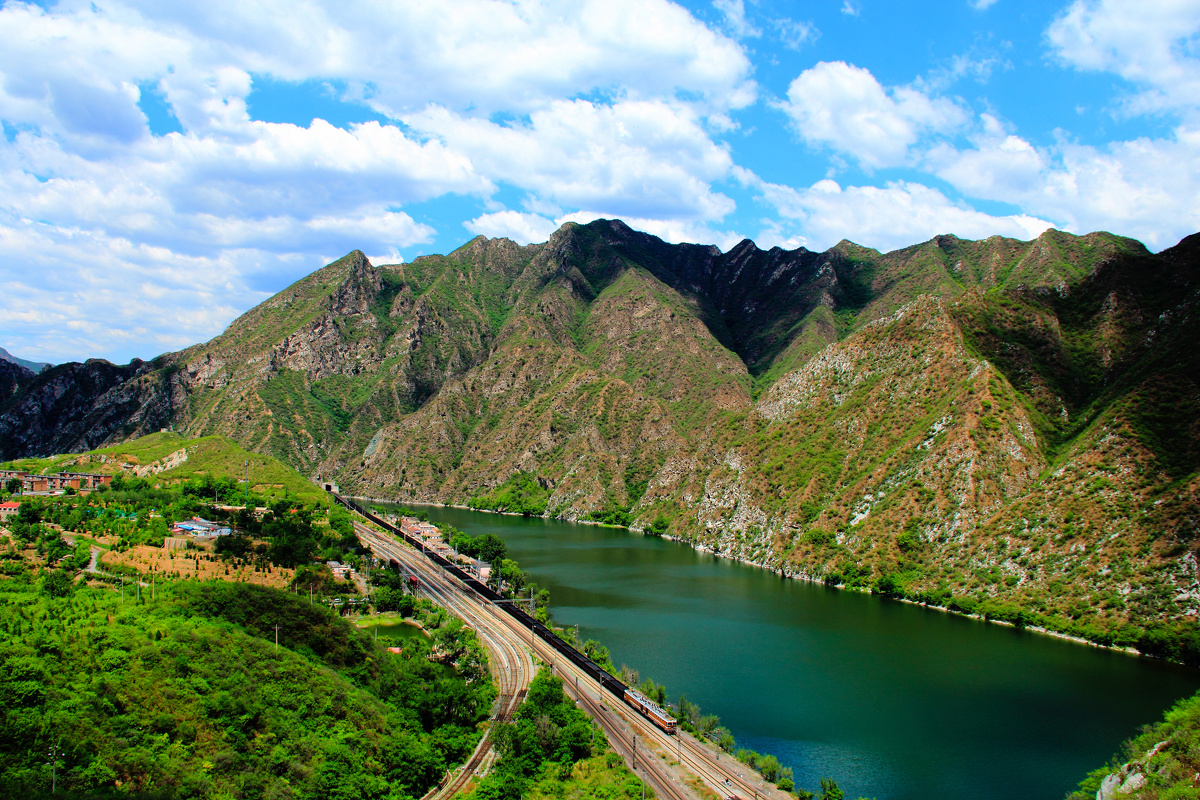 盛夏丰沙 · 穿行青山绿水间