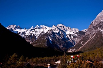 玉龙雪山