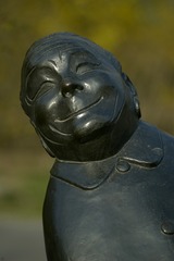 874236