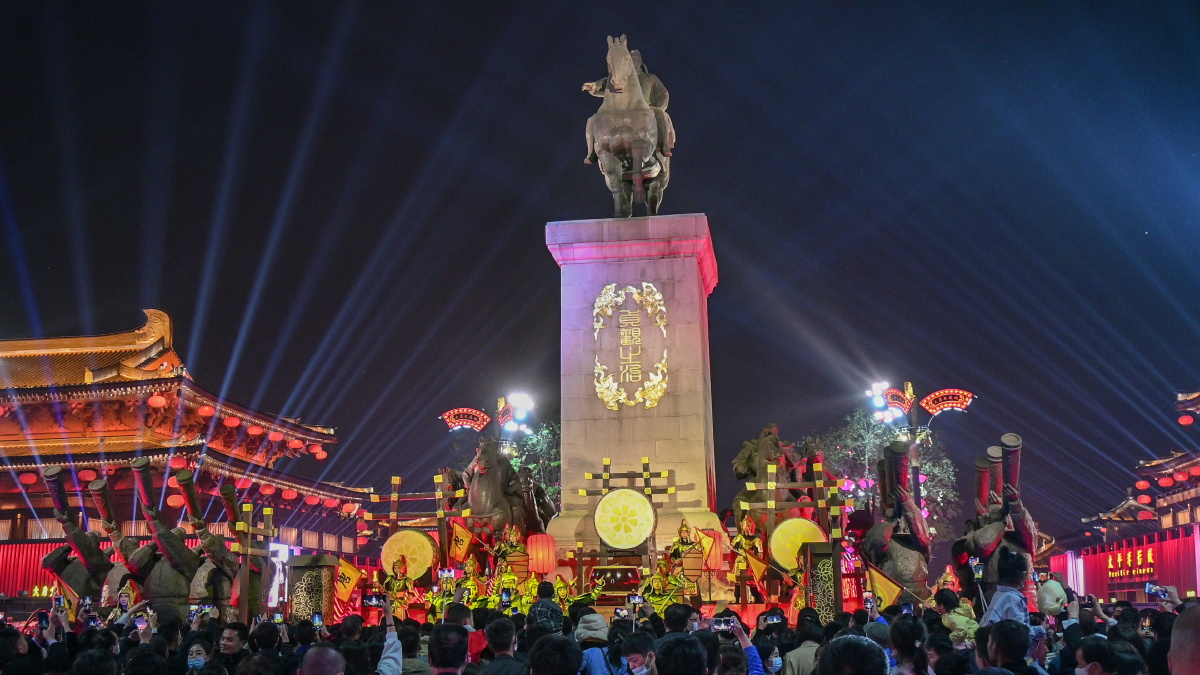 大唐不夜城,梦回长安,全国示范步行街,网红打卡地. - 灵光峰 - 图虫