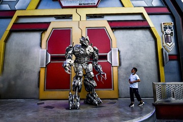 2313604