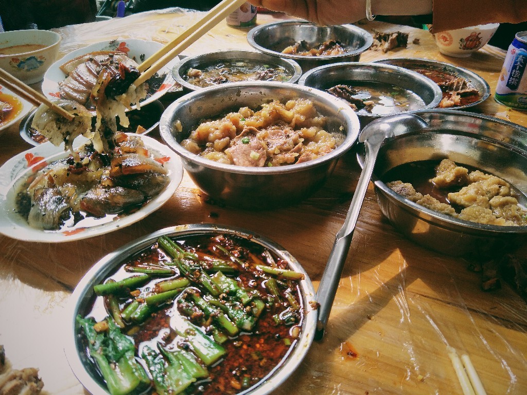 妈妈辛苦做的年夜饭，超级好吃