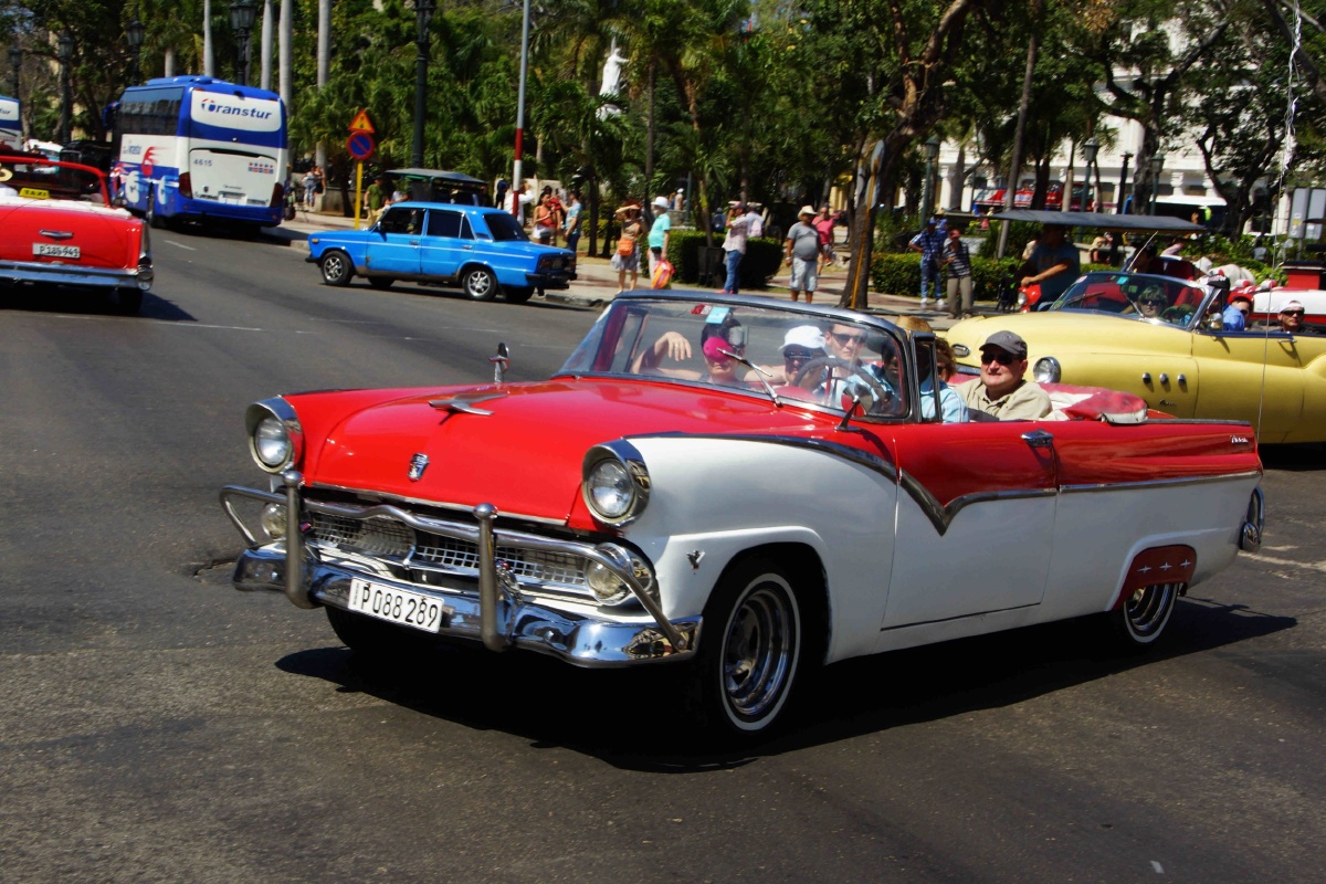 古巴老爷车之都