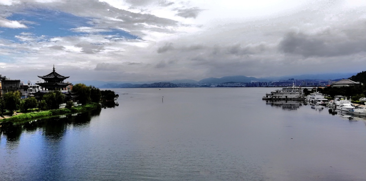 《洱海拂面下关风》 3分钟前 ·阅读10 赵俊昆 关注 云南大理白族州