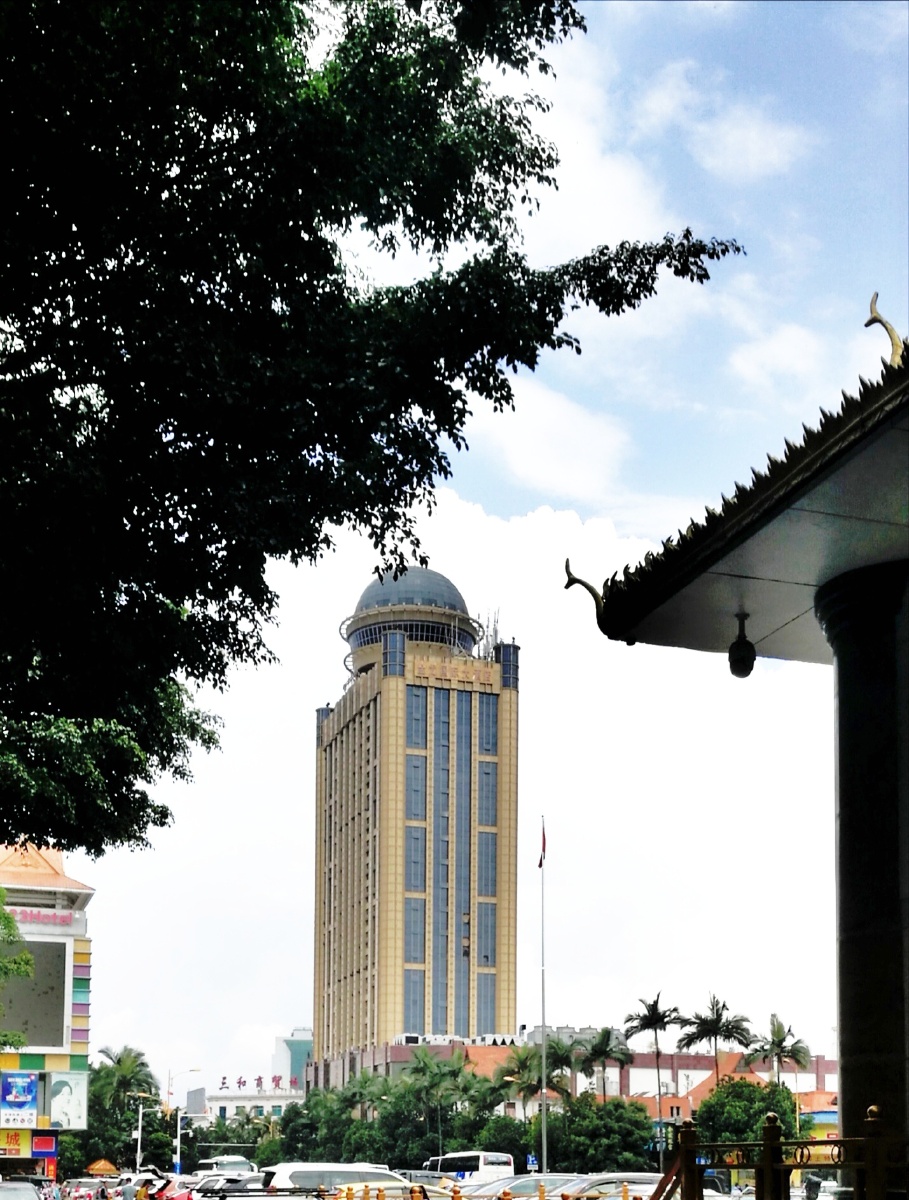 瑞丽口岸姐告街