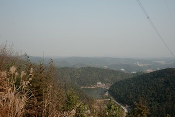 青山远眺