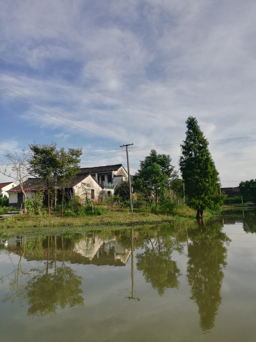 乡村一一宁静的夏天