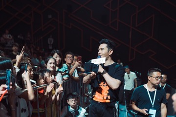 1631302