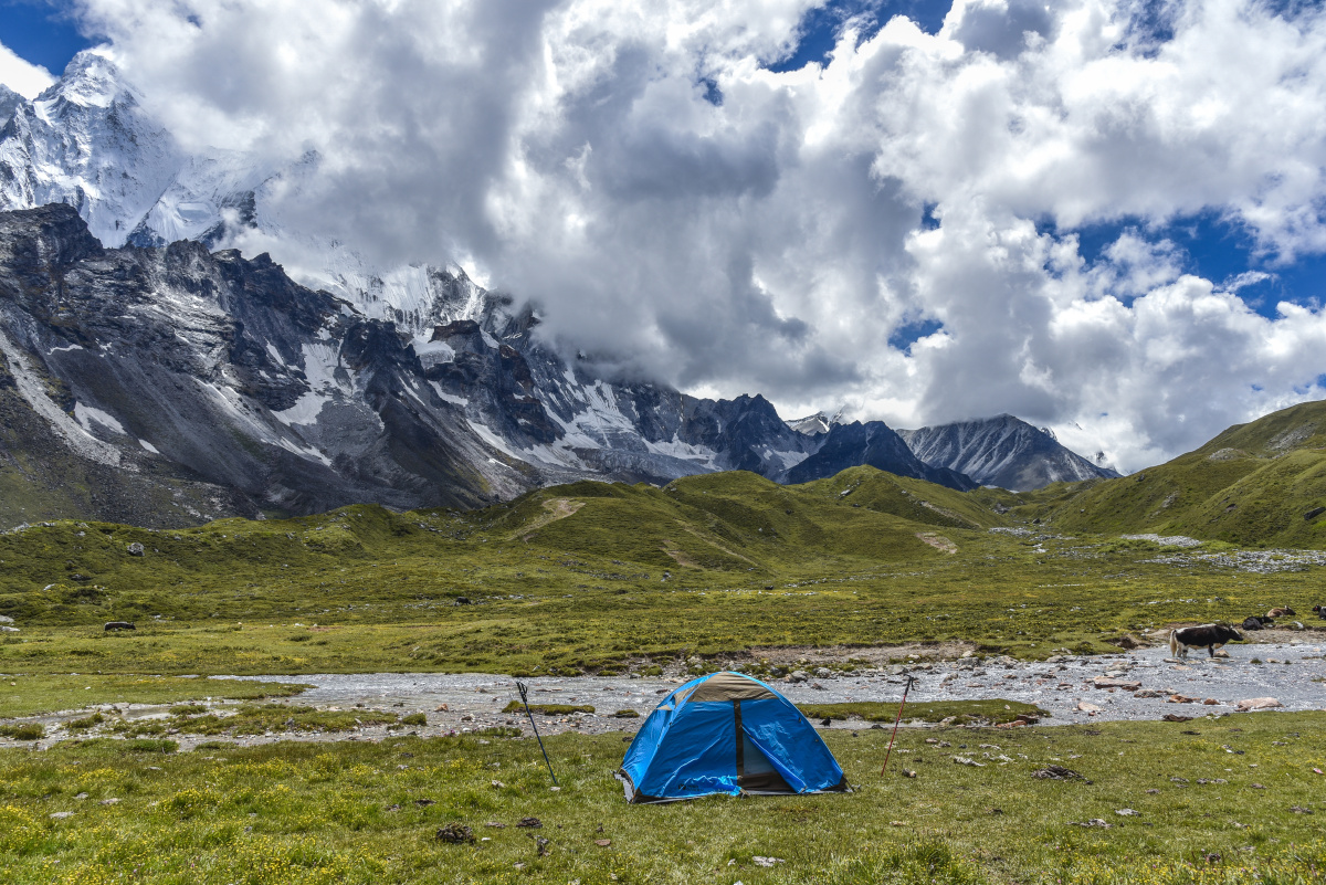 走进荒野:雪山露营 - 望月尘 - 图虫