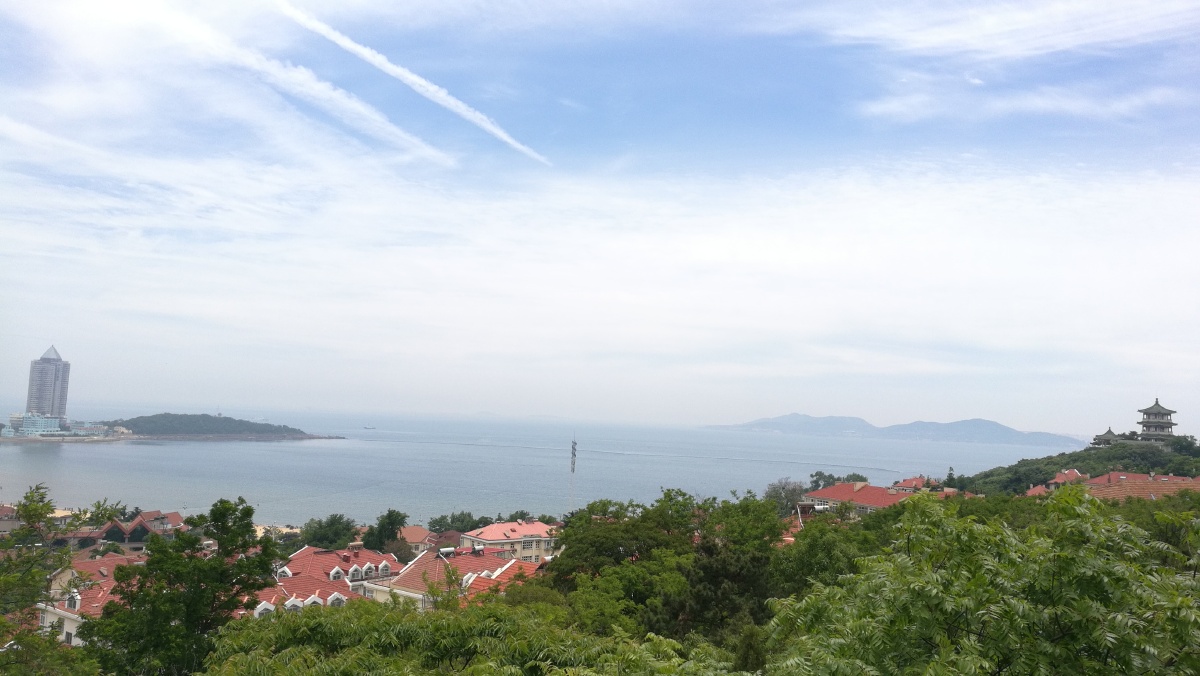 青岛前海风光八关山
