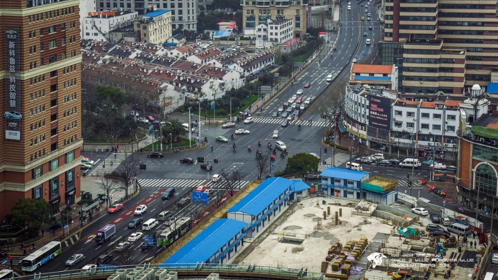 西藏中路-新闸路-北京西路-北京东路-芝罘路
