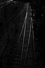 317230