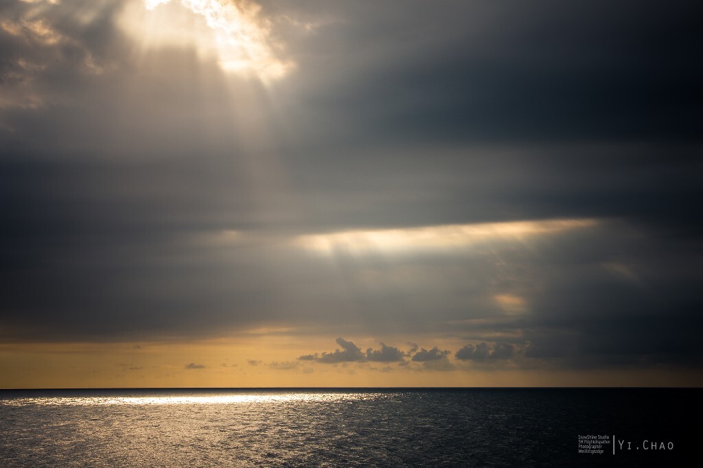NIKON D4 + SIGMA 720