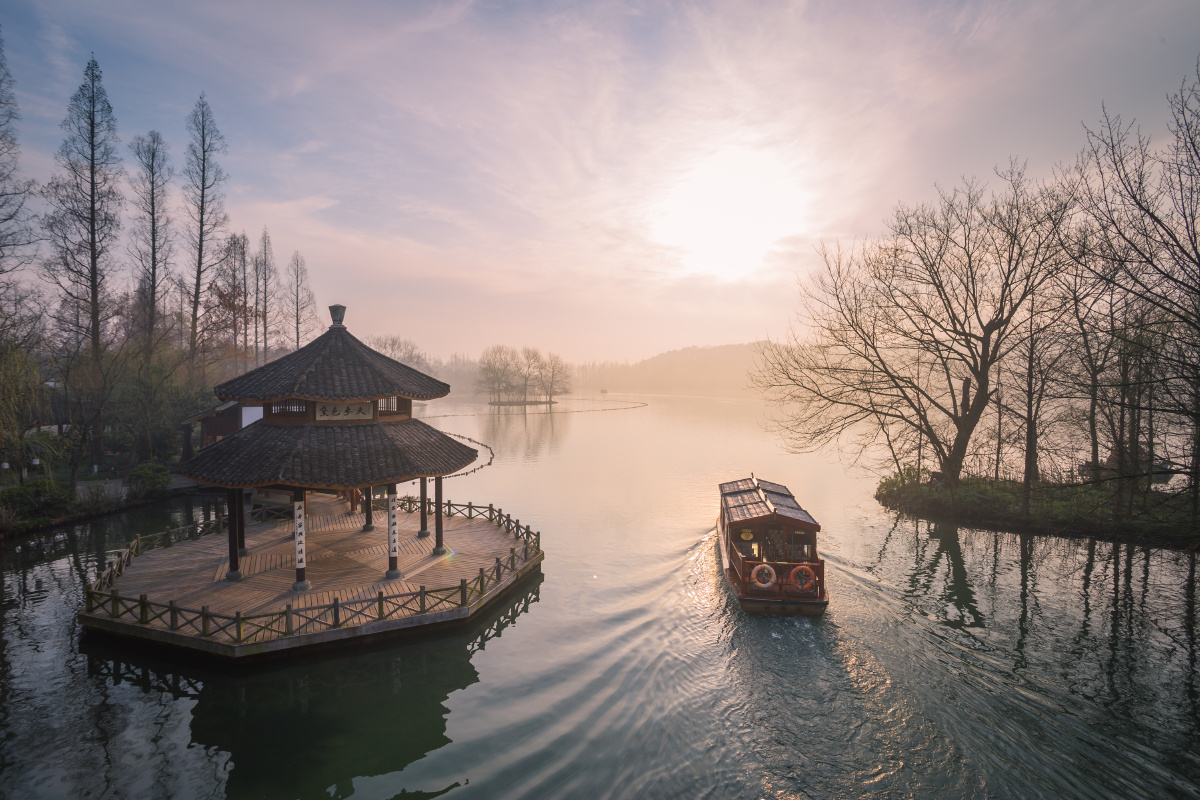 黛色参天 - 大肚子朋哥 - 图虫