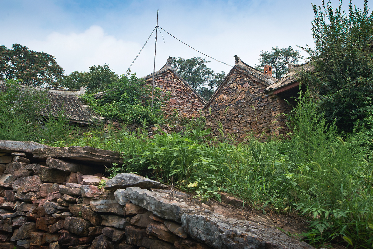 南阳内乡石头村
