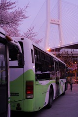 107401